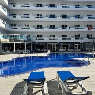 Benvingut a l'Hotel Santa Mónica Playa